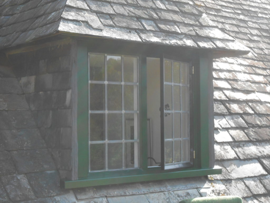 Timber Window Conservation - wood framed leaded windows in a listed building, restored